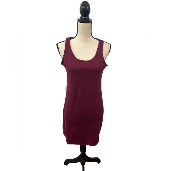 Fashion Nova Dresses & Skirts - Fashion Nova Side Sleeveless Stripe Dress Size Small